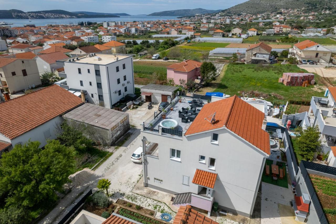 Luxury Apartment With Garden Jacuzzi And Wellness Τρογκίρ Εξωτερικό φωτογραφία