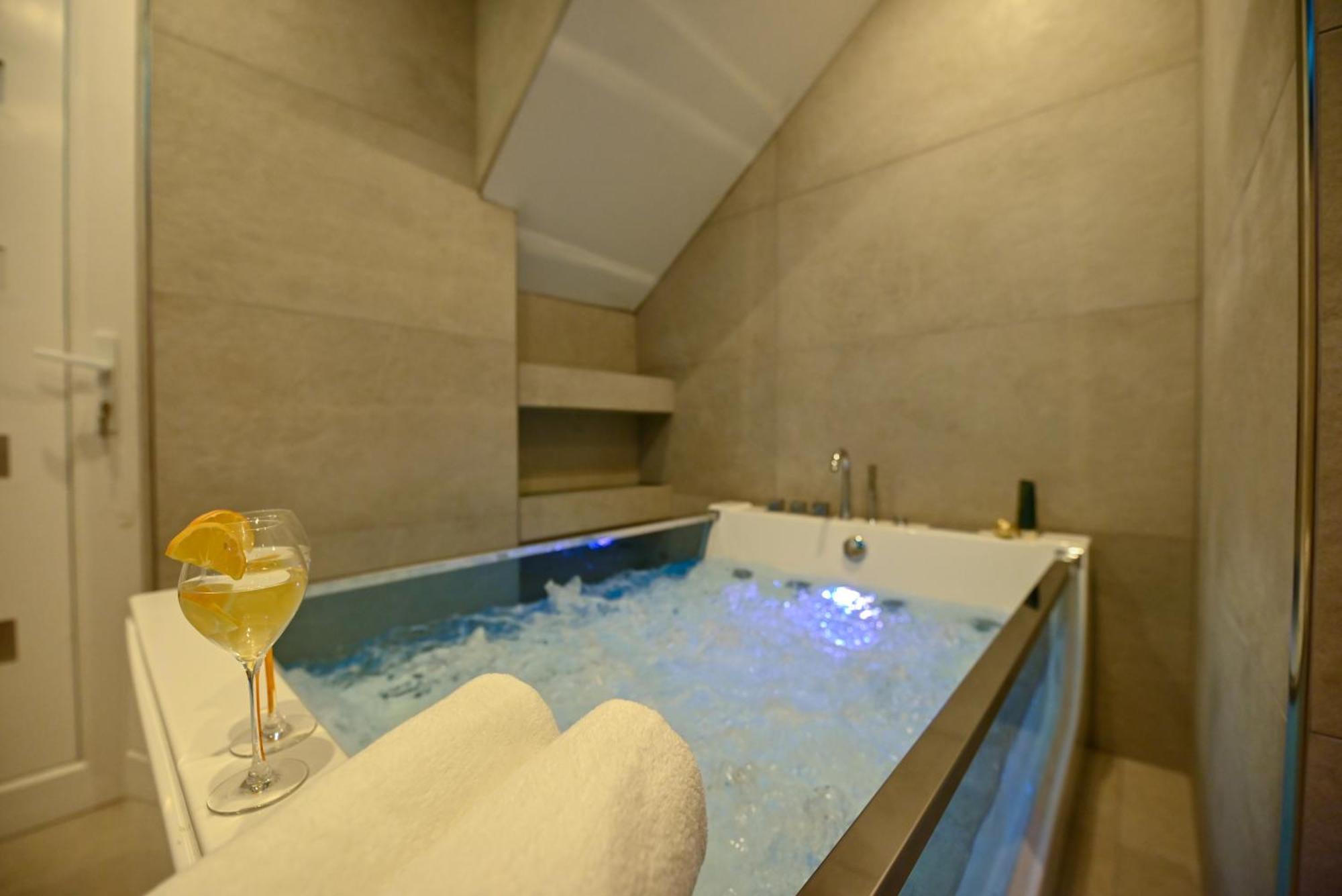 Luxury Apartment With Garden Jacuzzi And Wellness Τρογκίρ Εξωτερικό φωτογραφία