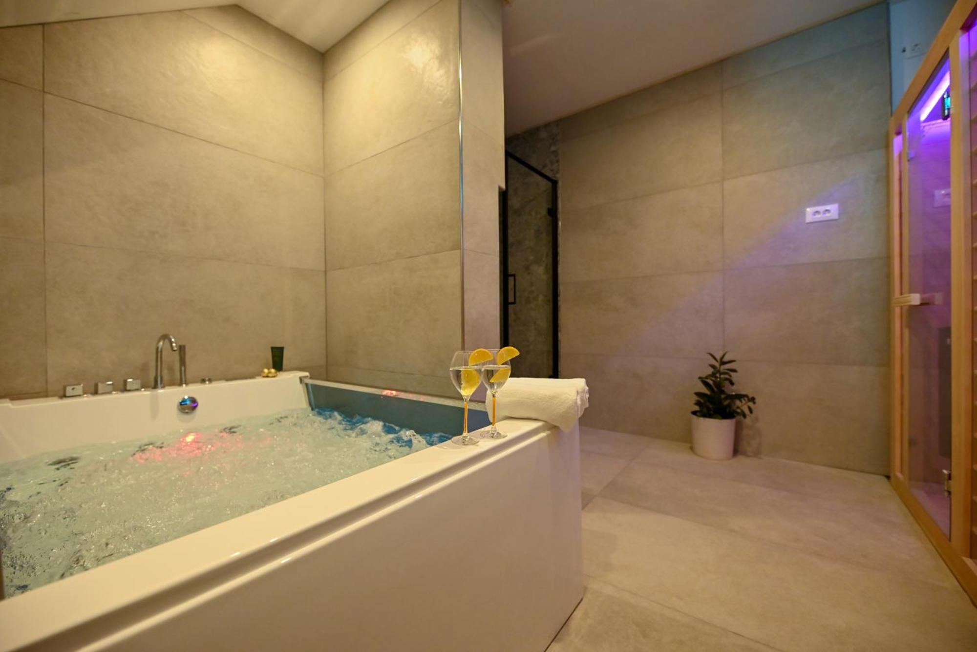 Luxury Apartment With Garden Jacuzzi And Wellness Τρογκίρ Εξωτερικό φωτογραφία