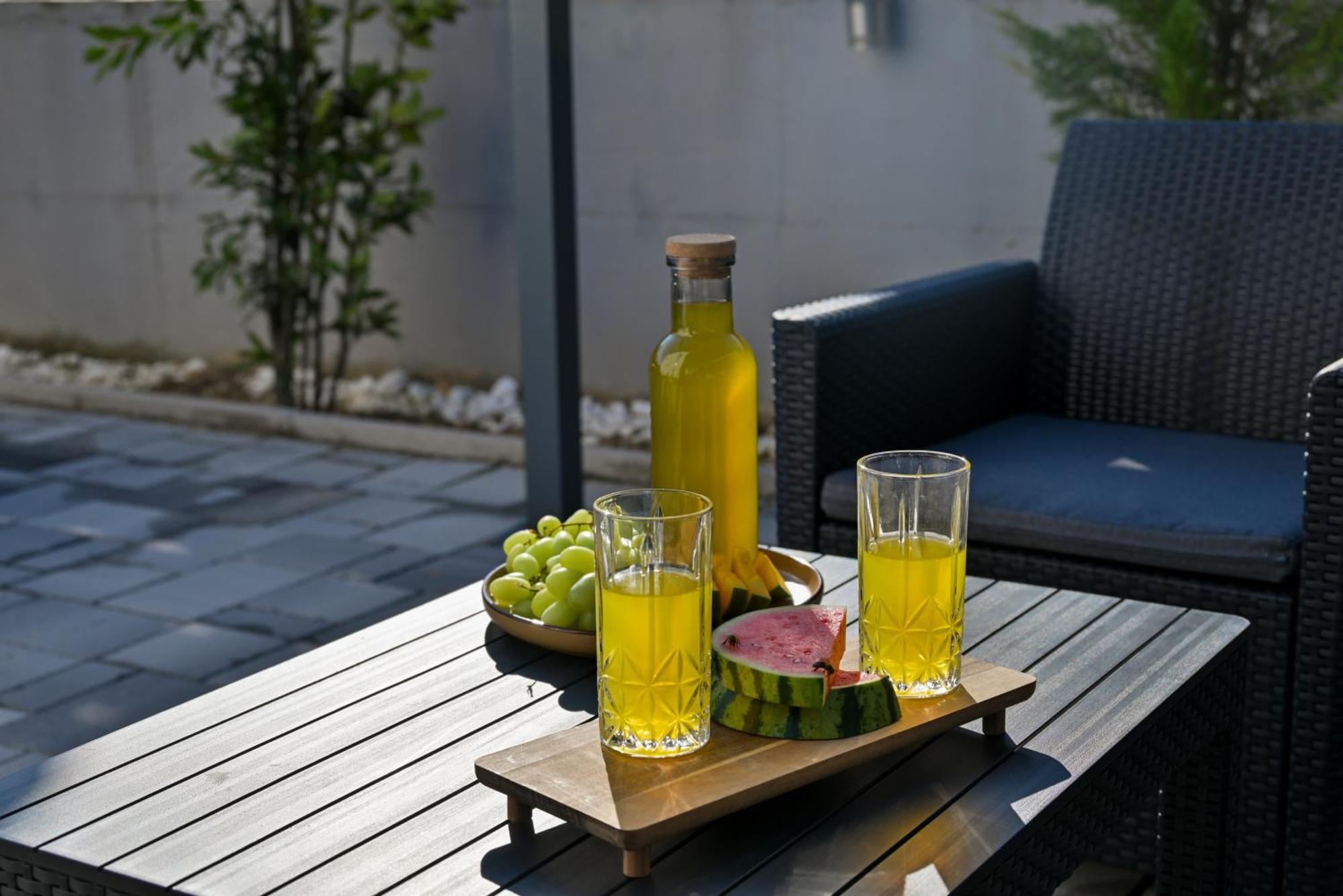 Luxury Apartment With Garden Jacuzzi And Wellness Τρογκίρ Εξωτερικό φωτογραφία
