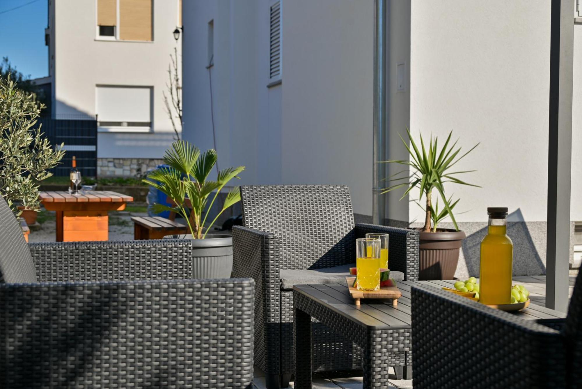 Luxury Apartment With Garden Jacuzzi And Wellness Τρογκίρ Εξωτερικό φωτογραφία